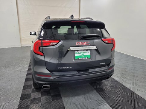 Used 2018 GMC Terrain SLE w/ Driver Convenience Package image 6