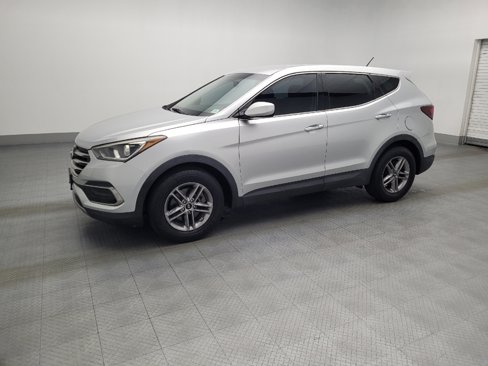 Used 2018 Hyundai Santa Fe Sport image 2