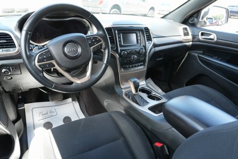 Used 2016 Jeep Grand Cherokee Laredo w/ Quick Order Package 23E image 33