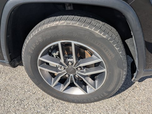 Used 2020 Jeep Grand Cherokee Limited image 11
