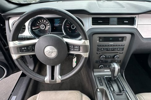 Used 2014 Ford Mustang Premium image 14