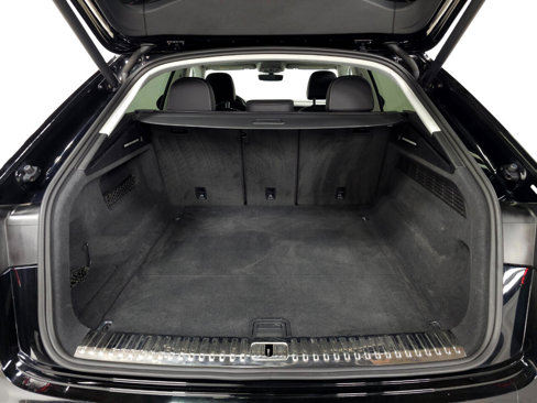 Used 2019 Audi Q8 Premium Plus w/ Premium Plus image 37