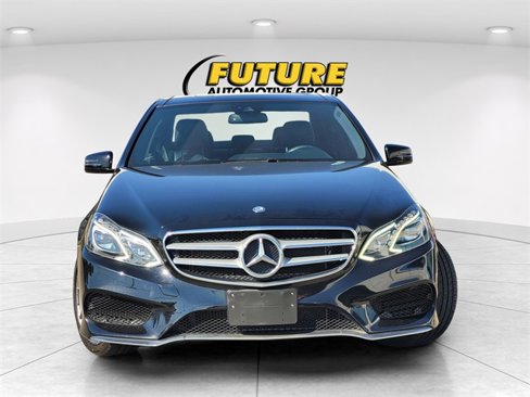 Used 2015 Mercedes-Benz E 400 Sedan w/ Lighting Package image 2