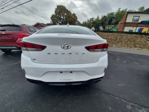 Used 2018 Hyundai Sonata SE image 6