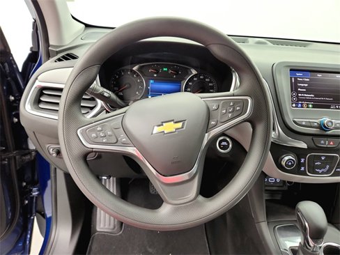 Used 2023 Chevrolet Equinox LS w/ LS Convenience Package image 23