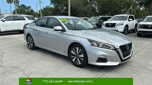Used 2022 Nissan Altima 2.5 SV image 1