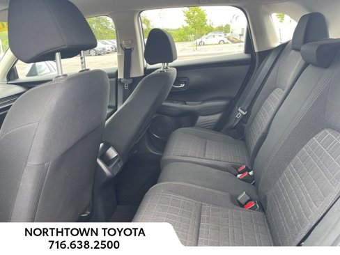 Used 2023 Honda HR-V LX image 32
