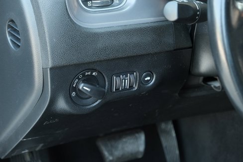 Used 2023 Dodge Charger SXT image 9