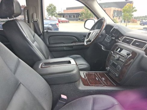 Used 2009 GMC Yukon Denali image 14