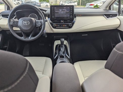 Used 2021 Toyota Corolla LE image 5