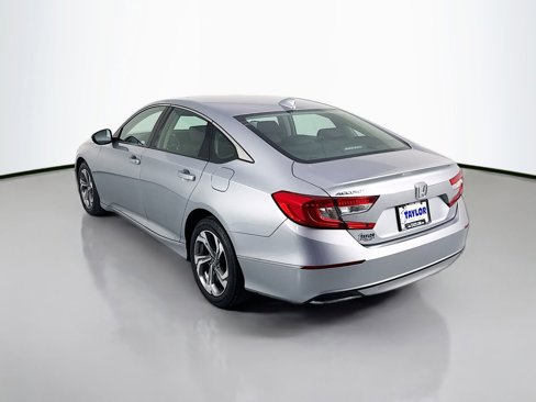 Used 2020 Honda Accord EX image 5