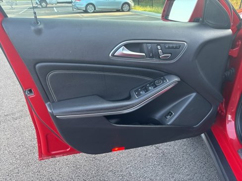 Used 2020 Mercedes-Benz GLA 250 image 12