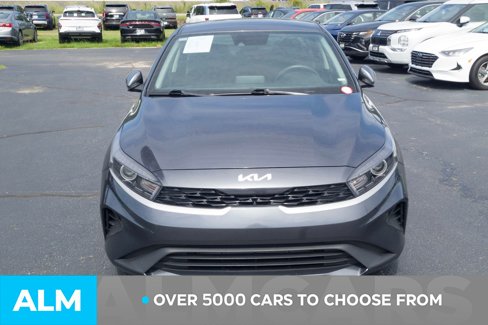Used 2023 Kia Forte LXS image 3