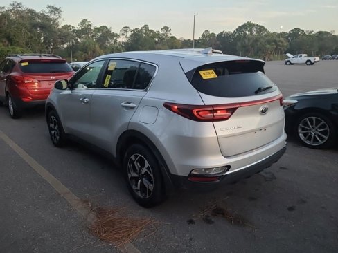 Used 2021 Kia Sportage LX w/ LX Fwd Popular Package image 2