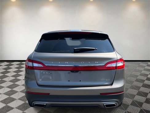 Used 2016 Lincoln MKX Select w/ Select Plus Package image 4