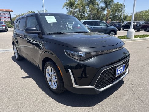 Used 2024 Kia Soul LX w/ Option Group 015 image 7