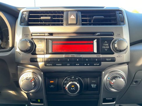 Used 2013 Toyota 4Runner SR5 image 22