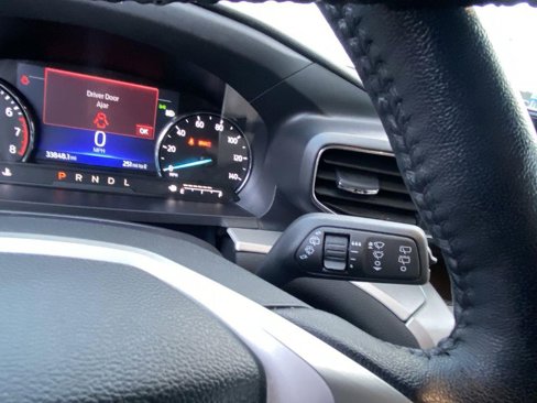 Used 2023 Ford Explorer XLT w/ Equipment Group 202A image 37