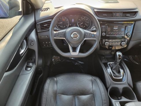 Used 2020 Nissan Rogue SL image 12