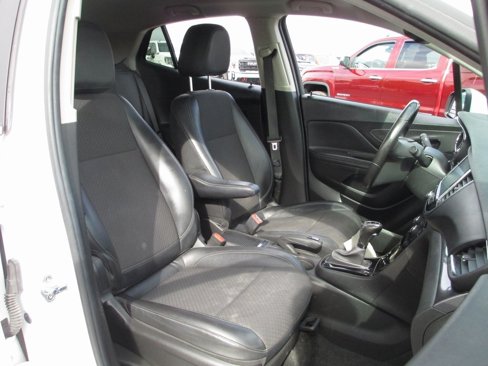 Used 2020 Buick Encore Preferred image 16