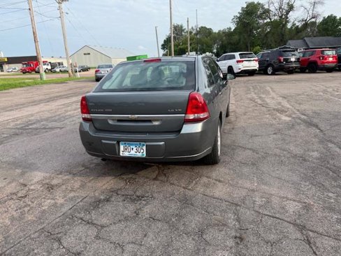 Used 2005 Chevrolet Malibu LS image 9