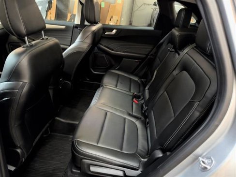Certified 2022 Ford Escape SEL image 12