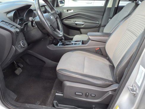 Used 2019 Ford Escape SE image 14