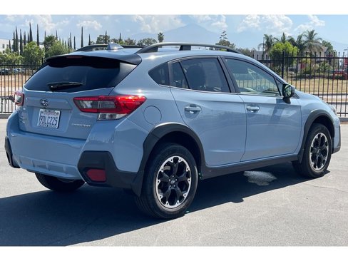 Used 2023 Subaru Crosstrek 2.0i Premium image 6