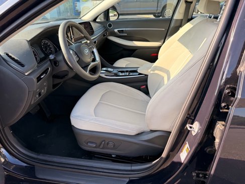 Used 2023 Hyundai Sonata SEL image 11