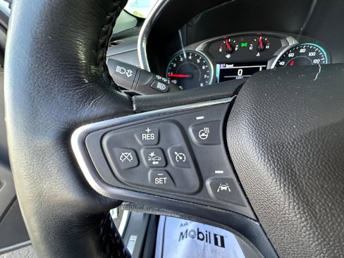 Used 2018 Chevrolet Equinox Premier image 18