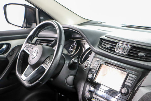 Used 2020 Nissan Rogue Sport SL image 25