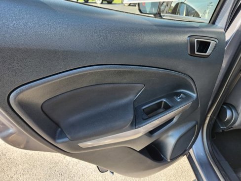 Used 2021 Ford EcoSport SE w/ SE Convenience Package image 39