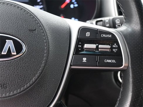Used 2019 Kia Sorento SX image 23
