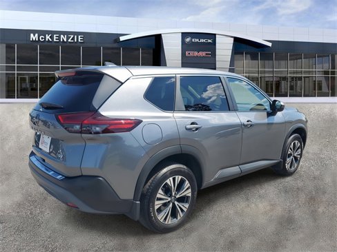 Used 2023 Nissan Rogue SV image 4