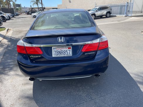 Used 2013 Honda Accord Sport image 4