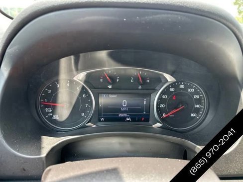 Used 2024 GMC Terrain SLE image 8
