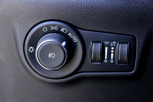 Used 2022 Jeep Compass Limited image 22