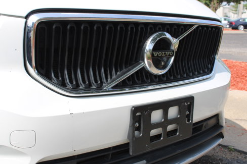 Used 2022 Volvo XC40 T5 Momentum image 52