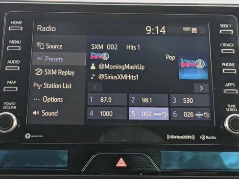 Used 2021 Toyota Venza XLE w/ Carpet Mat Package (TMS) image 13
