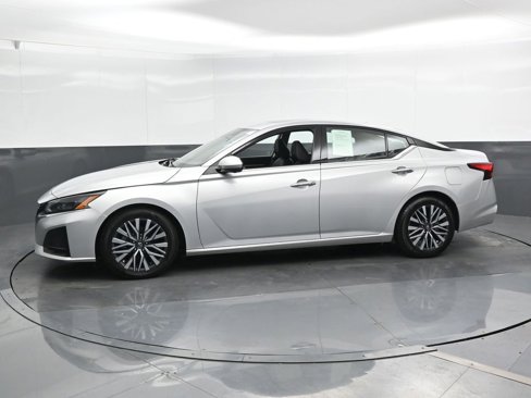 Used 2023 Nissan Altima 2.5 SL image 8