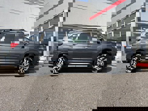 Used 2022 Subaru Ascent Touring image 12