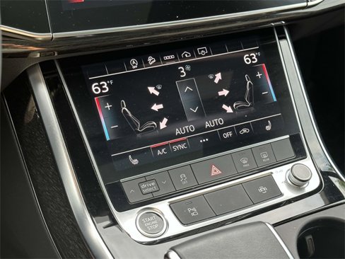 Used 2023 Audi Q7 2.0T Premium w/ Convenience Package image 30