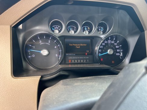 Used 2014 Ford F250 Lariat w/ Lariat Ultimate Package image 6