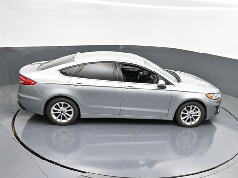 Used 2020 Ford Fusion SE image 35