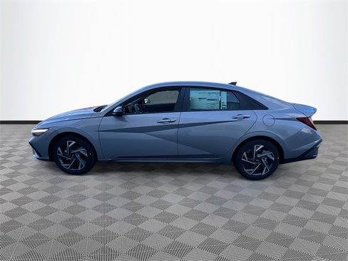 New 2025 Hyundai Elantra Sport w/ Cargo Package image 4