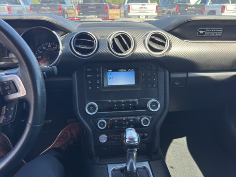 Used 2020 Ford Mustang Coupe image 11