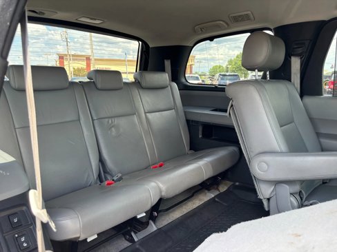 Used 2011 Toyota Sequoia Limited image 11