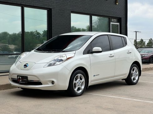 Used 2013 Nissan Leaf SV image 21