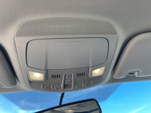 Used 2017 Ford Fusion SE image 8