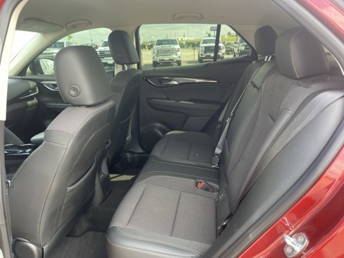 Used 2023 Buick Envision Preferred image 17